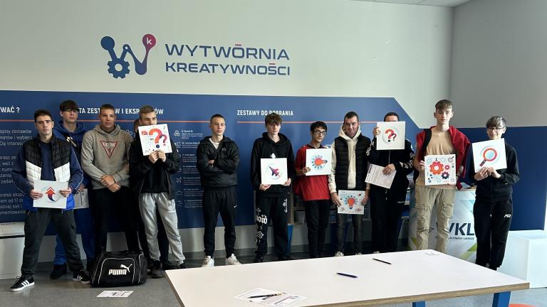 Uczestnicy Hufca Pracy w Kaliszu z wizytą w Instytucie Inżynierii Mechanicznej w Kaliszu 