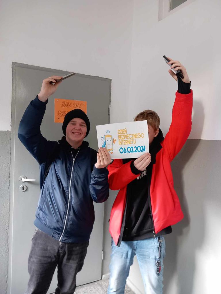 Dzień Bezpiecznego Internetu w HP Dzierżoniów 