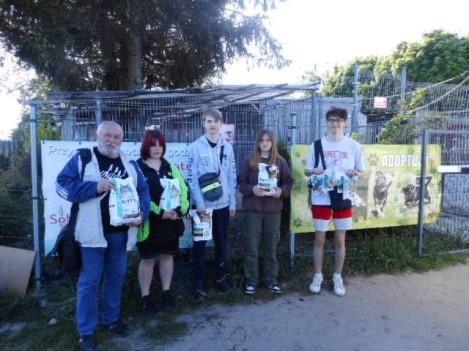 Hufiec Pracy z Wrocławia podczas realizacji inicjatywy pt. „Pomoc Braciom Mniejszym”
