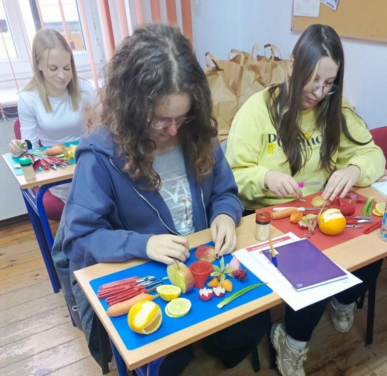 Kurs Carvingu I i II stopnia dla młodzieży w Zgorzelcu