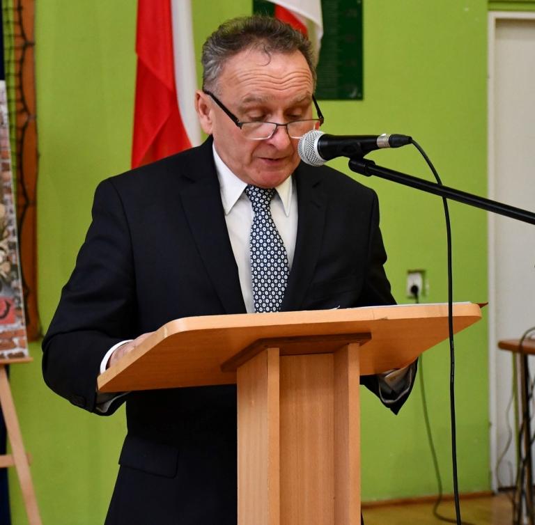 Święto Patrona Szkoły w Zespole Szkół im. K.K. Baczyńskiego w Dąbrowie Tarnowskiej