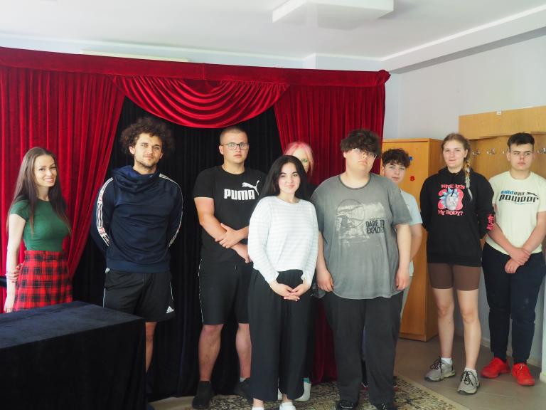 Teatr Kurtyna w OSiW Człuchów
