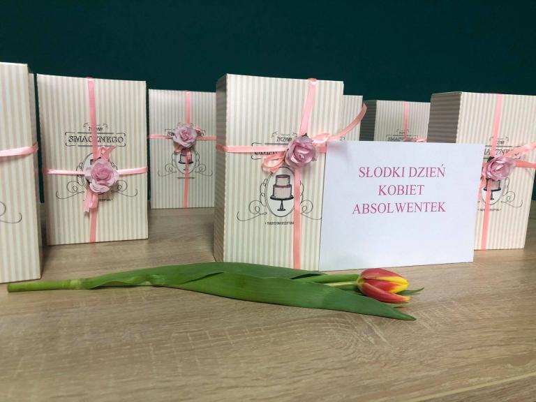 Słodki Dzień Kobiet absolwentek