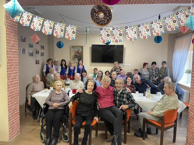 Górowska młodzież biesiaduje z seniorami
