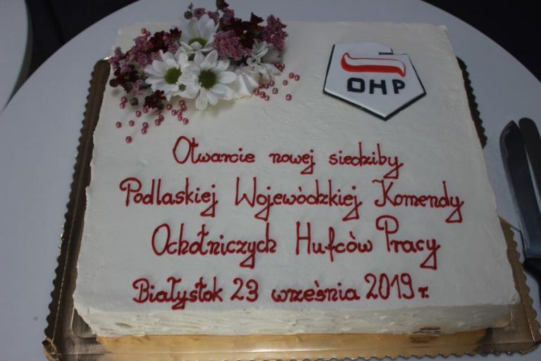 Białystok: Kadra Podlaskiej Wojewódzkiej Komendy OHP w nowej siedzibie