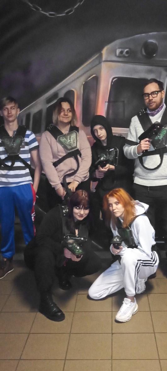 Wyjście do Laserhouse w 12-33