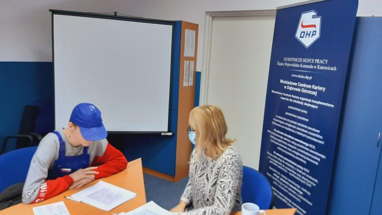 Zimowy Dzień Kariery w dąbrowskim Ośrodku Szkolenia i Wychowania