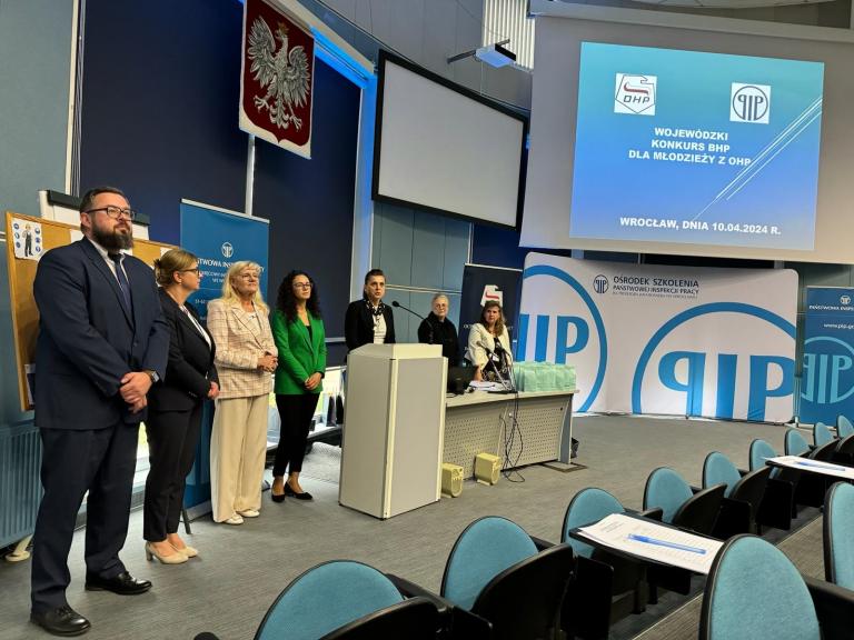 Znam swoją pracę od podszewki czyli finałowe rozstrzygnięcia Wojewódzkiego Konkursu BHP dla Młodzieży z OHP oraz Wojewódzkiego Konkursu Plastycznego w zakresie BHP