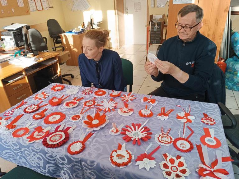 Kotylion - symbol patriotyzmu  - konkurs rozstrzygnięty 