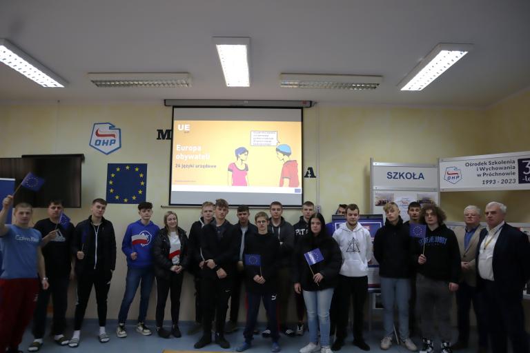 Zjednoczeni w różnorodności – 25 lat przystąpienia Polski do NATO i 20-lecie akcesji do Unii Europejskiej –  zajęcia zorganizowane przez Centrum Edukacji i Pracy Młodzieży w Pile 