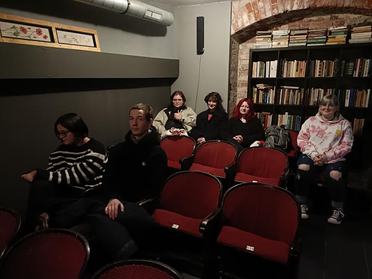Spotkanie członków Dyskusyjnego Klubu Filmowego z 11-12 Hufca Pracy w Gdyni