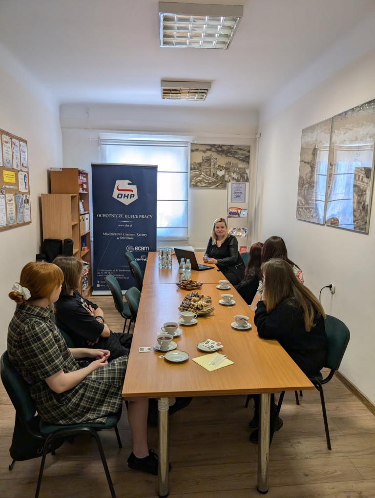 „Umowa o pracę bez tajemnic” w MCK Strzelin 