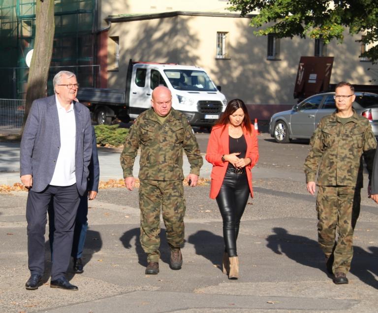 Wojewódzki Sztab Wojskowy z wizytą w pleszewskim Centrum 