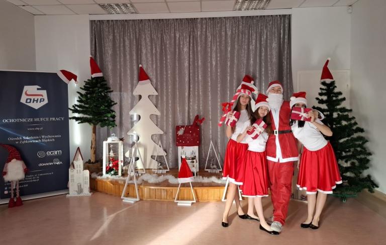 Światowy Dzień Śpiewania „Last Christmas” w Ośrodku Szkolenia i Wychowania OHP w Ząbkowicach Śląskich