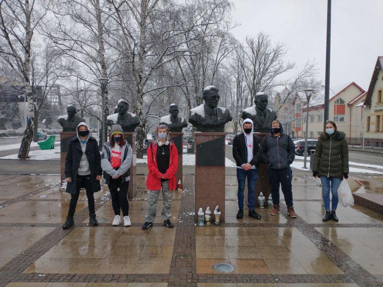 Młodzież uczciła pamięć Niezłomnych  