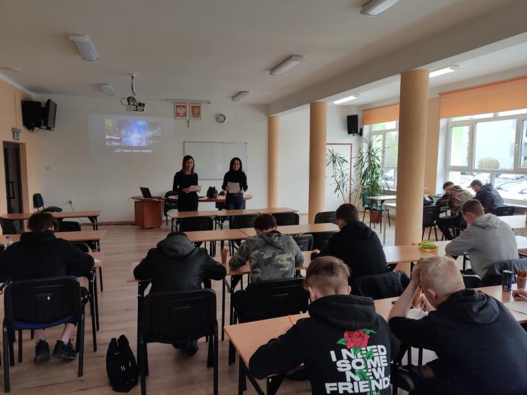 „Czy znam swój zawód” - konkurs dla uczestników 9-9 Hufca Pracy w Krośnie
