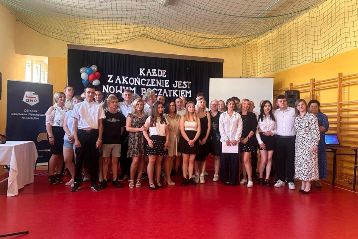 Komendant Główny na zakończeniu roku szkolnego w Jaciążku