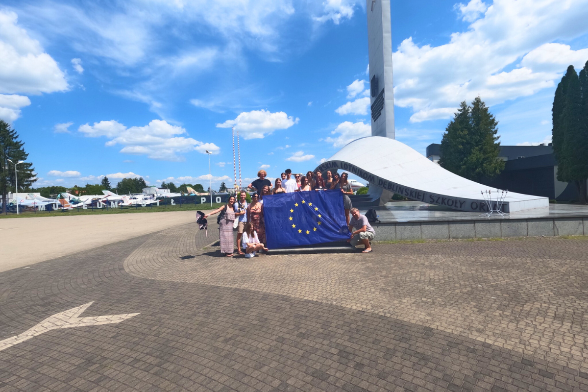 Młodzież podczas zajęć zorganizowanych w ramach wymiany młodzieży