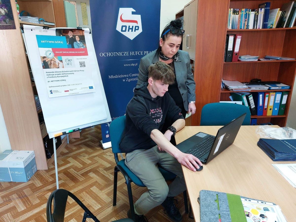 Konsultacje z doradcą zawodowym w ramach projektu „Aktywni Górą” w MCK Zgorzelcu