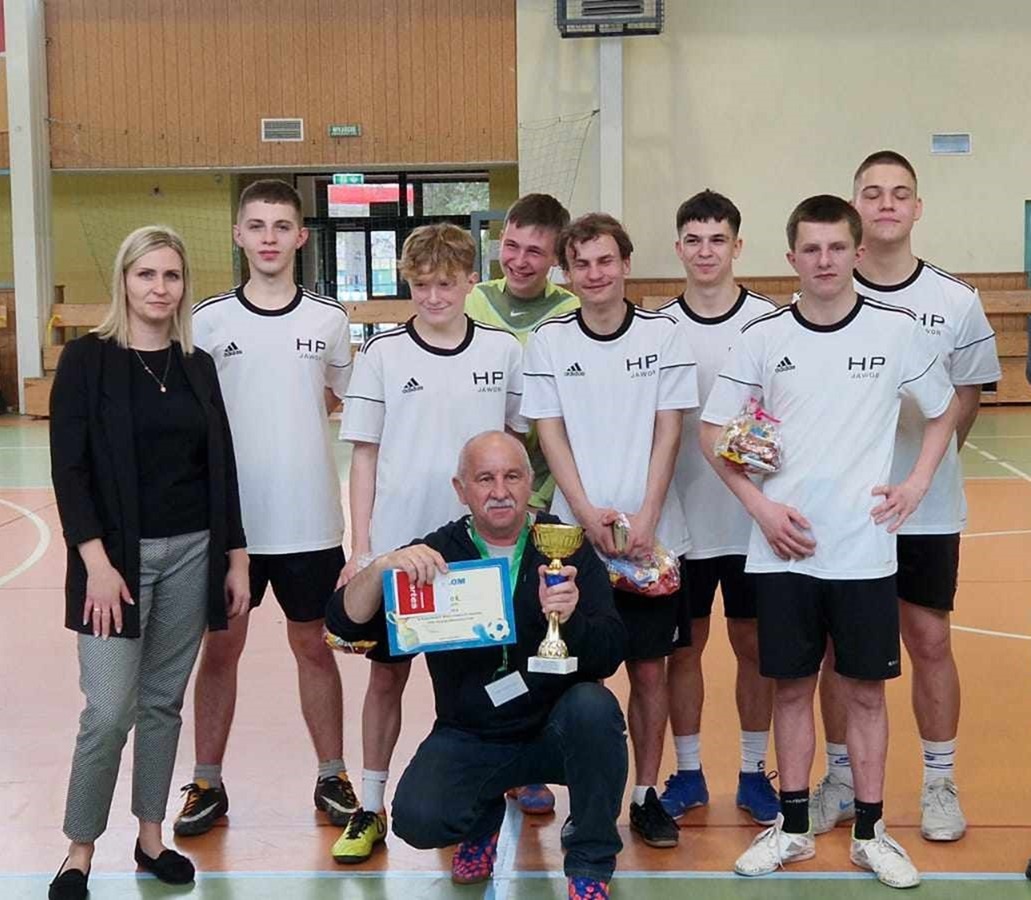Szybkie decyzje podejmowane pod presją. Właśnie na tym polega piłka nożna.