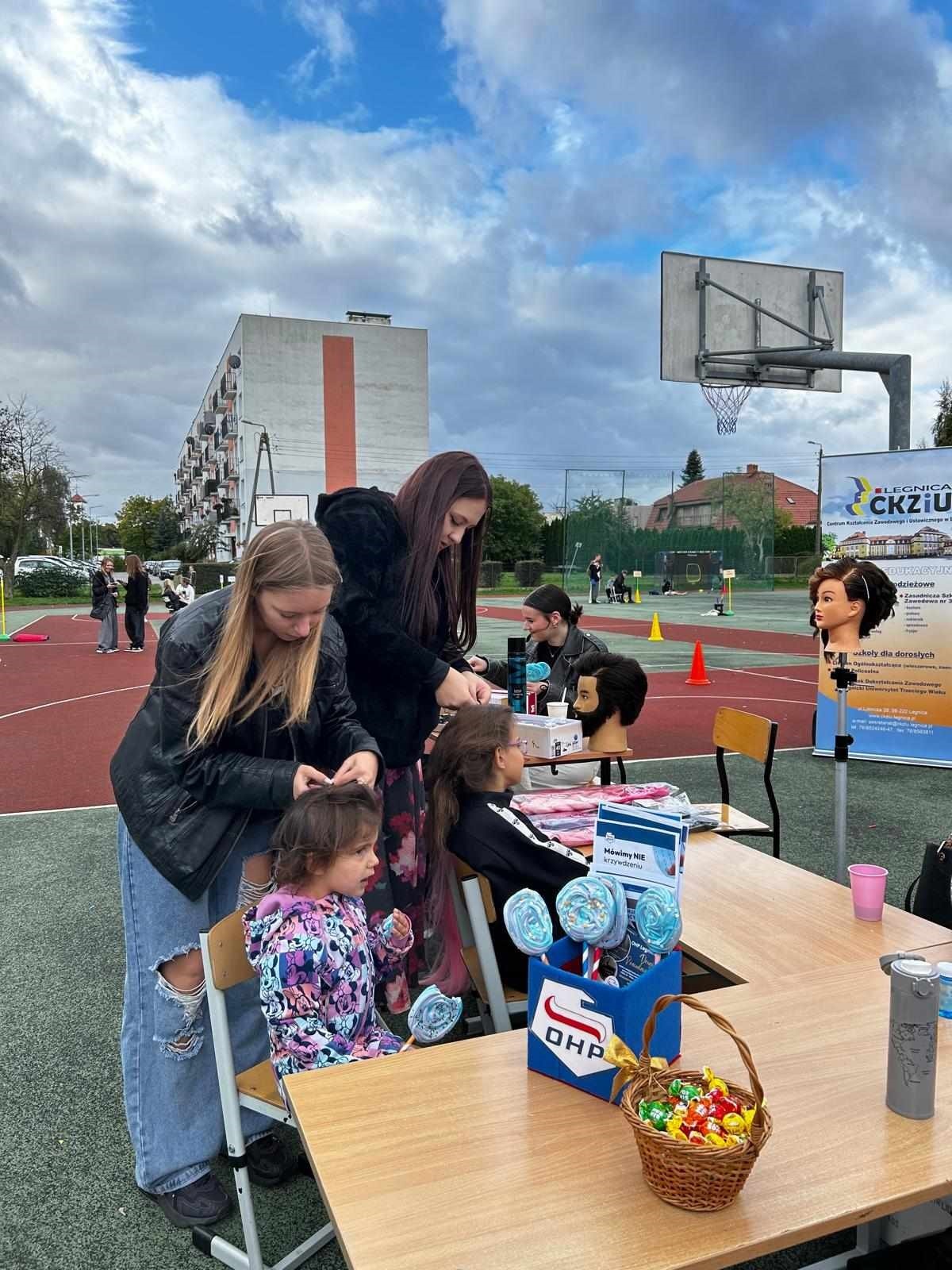 Promocja OHP na XIV Szkolnym Festynie Rodzinnym „RODZINA NA TAK” w Legnicy