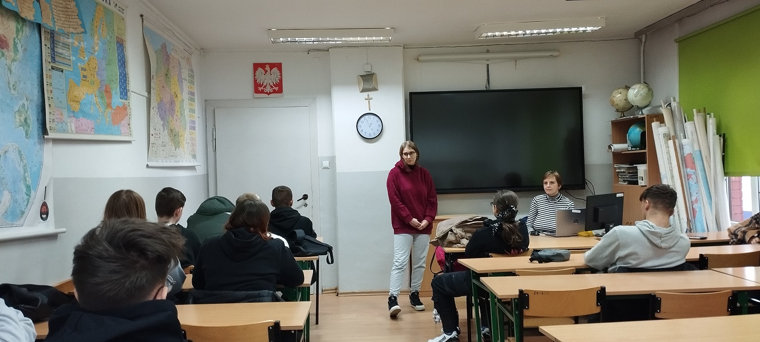 Spotkanie z absolwentką szkoły inspiracją dla przyszłych pokoleń