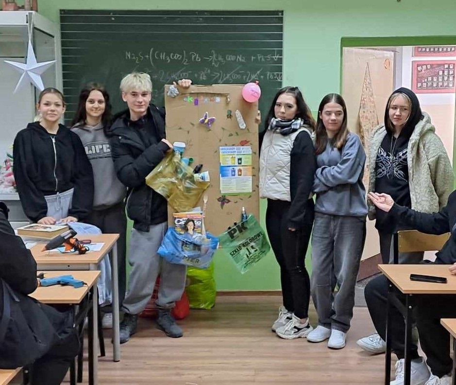 Nie wyrzucaj - wykorzystaj! Bądź Eko - w szkole i na praktykach! w Młodzieżowym Centrum Kariery OHP w Dzierżoniowie