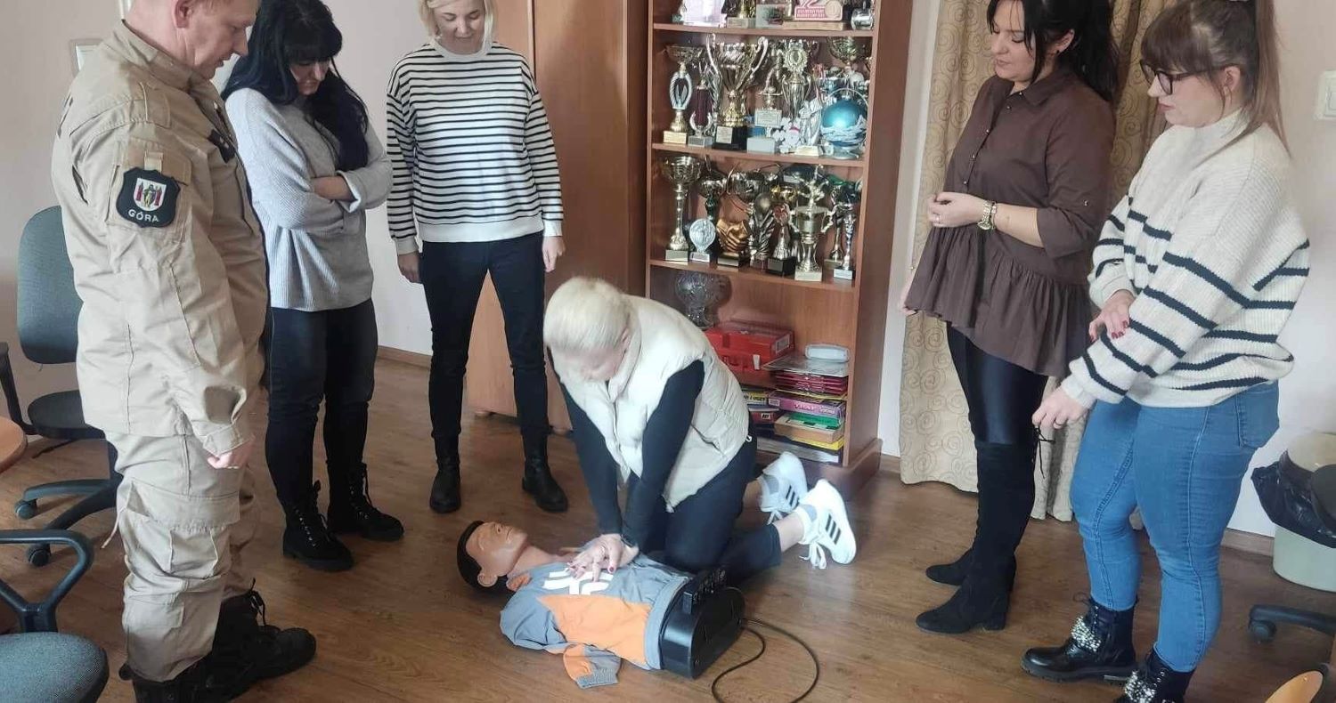 Szkolenie kadry Hufca Pracy w Górze zwieńczeniem Ogólnopolskiego programu szkoleń z zakresu pierwszej pomocy przedmedycznej