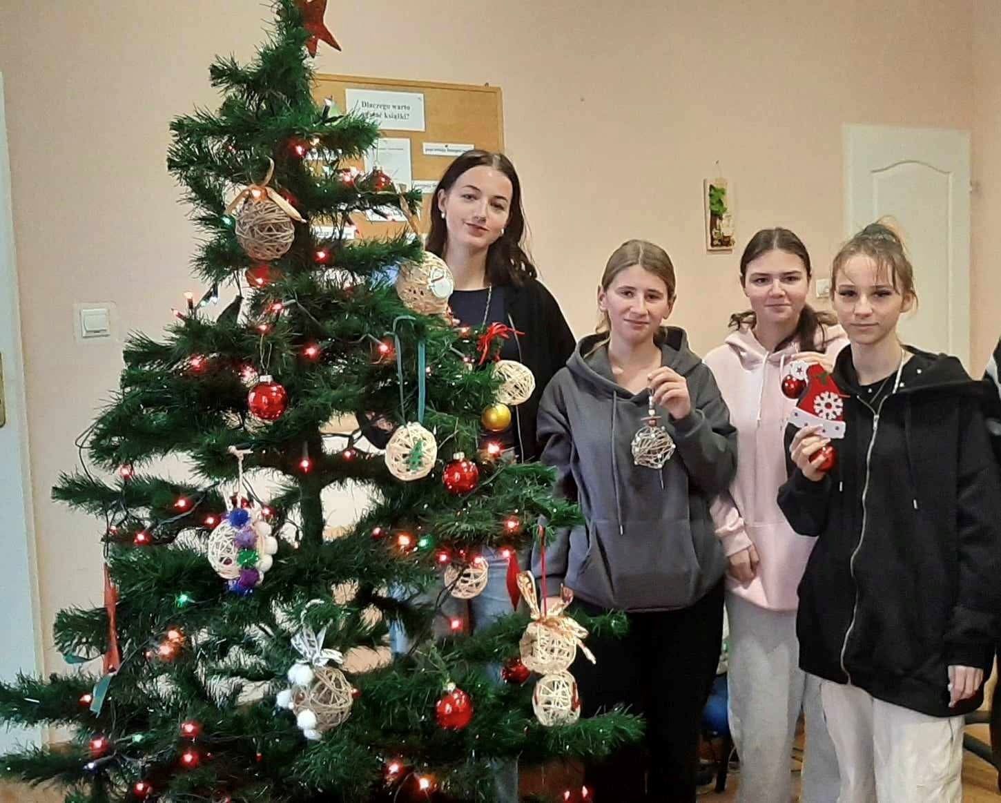 Tradycji czas… choinka w górowskim Hufcu