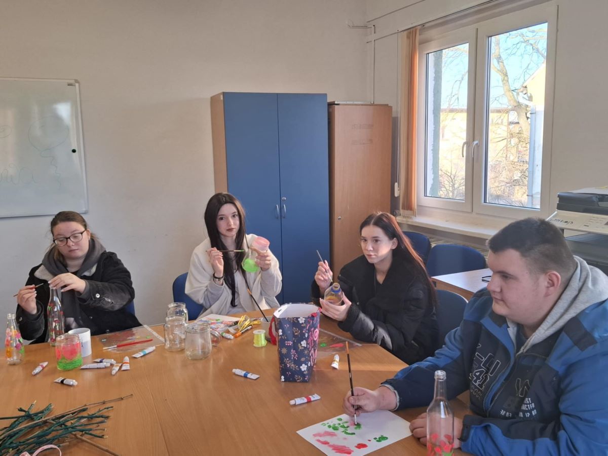 Twórcza inicjatywa koła plastycznego „Sztuka Bez Granic”
