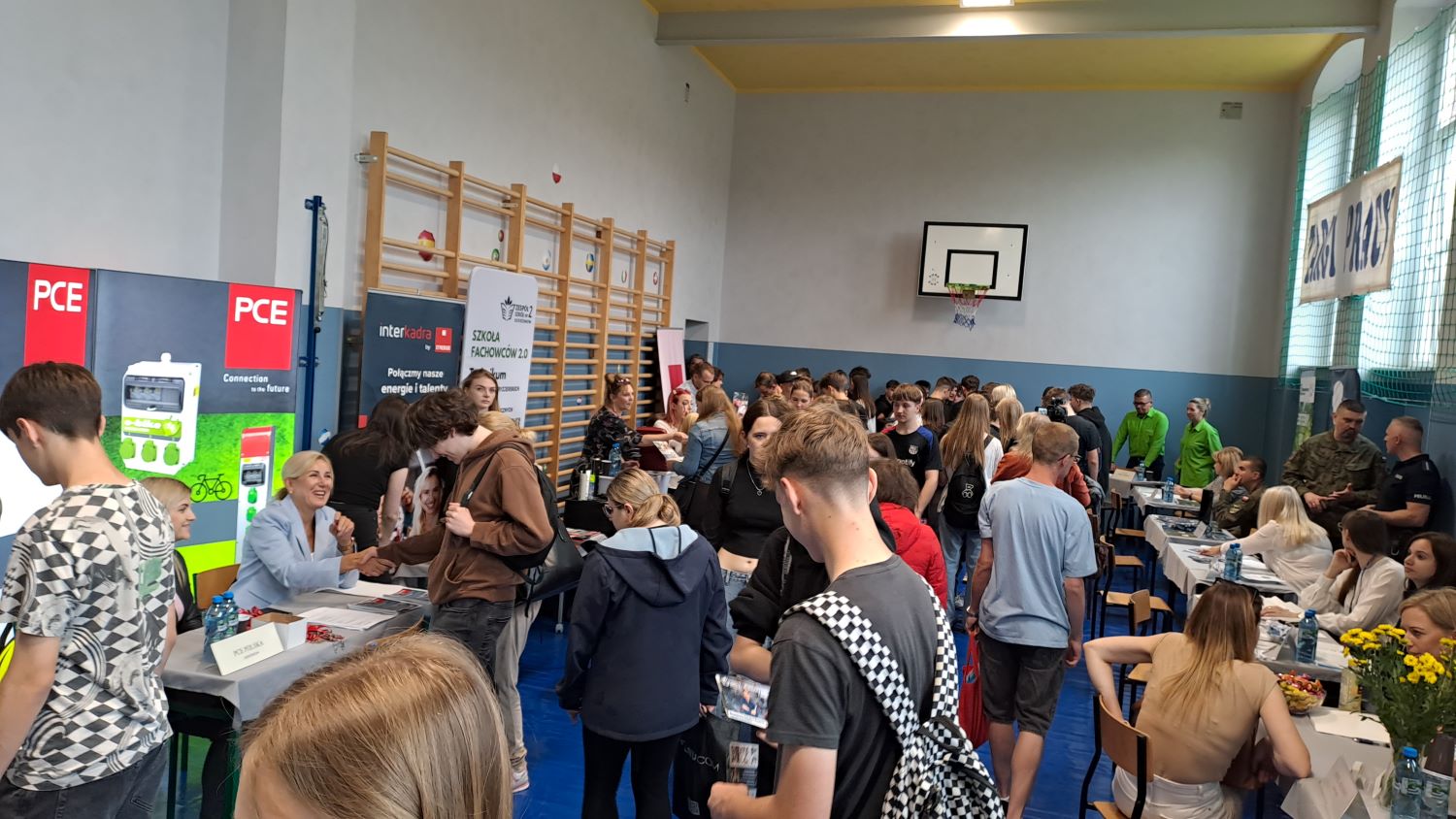 Targi Pracy i Edukacji w Zespole Szkół Cechu Rzemiosł Różnych w Bielawie
