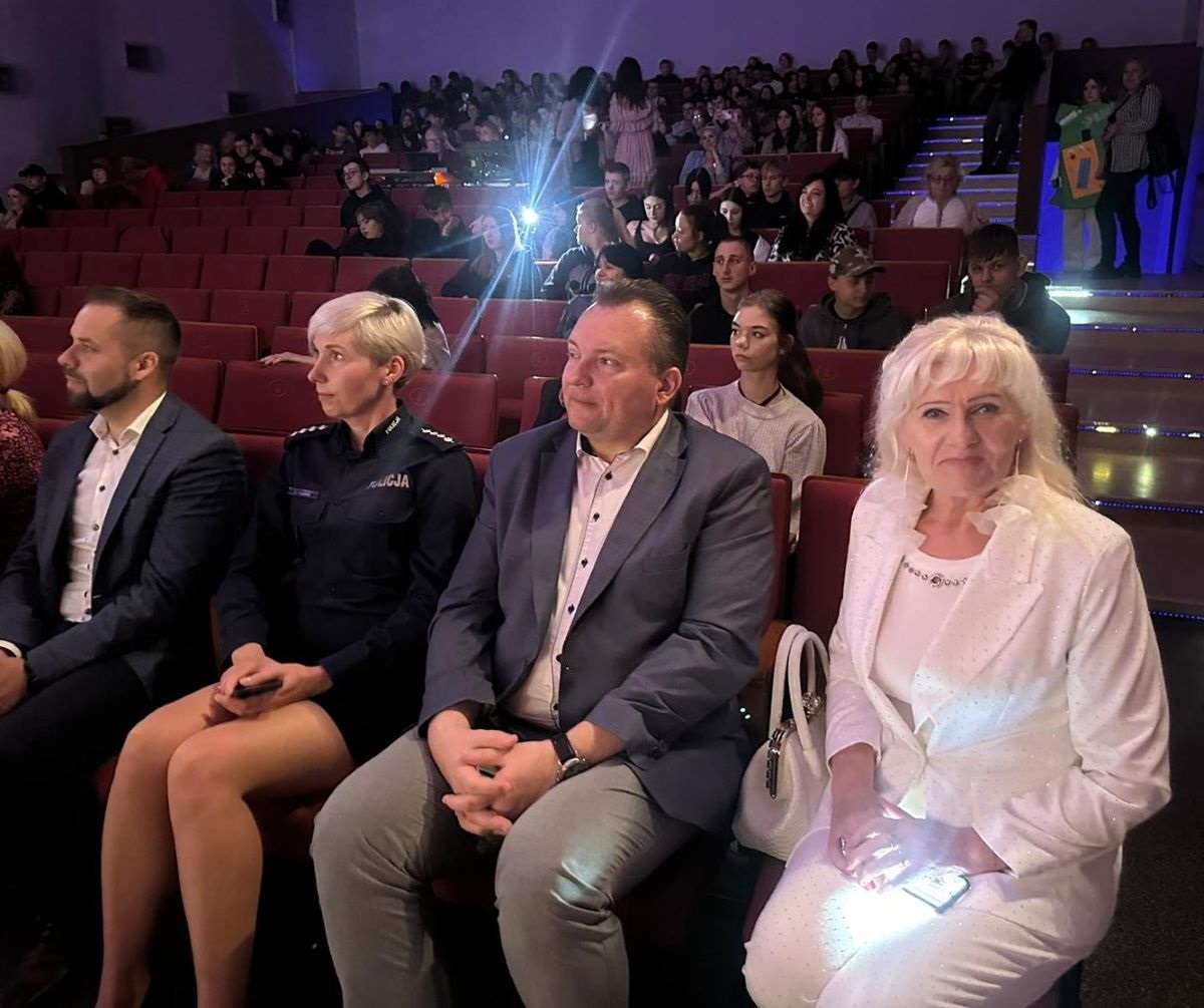 240516 zs2. Pani Komendant i zaproszeni goście