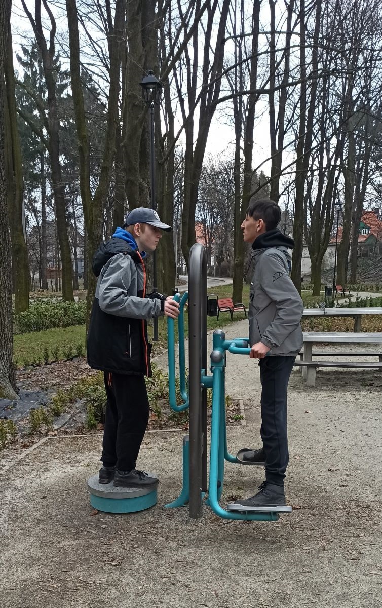 240311 zs3. Maciej i Michał podczas ćwiczeń 