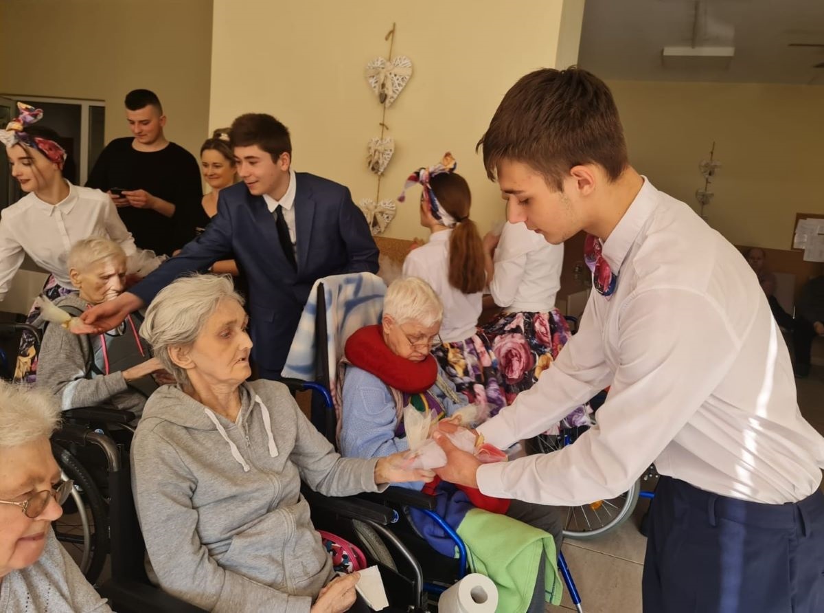 240314 zs4. Upominki dla pensjonariuszy