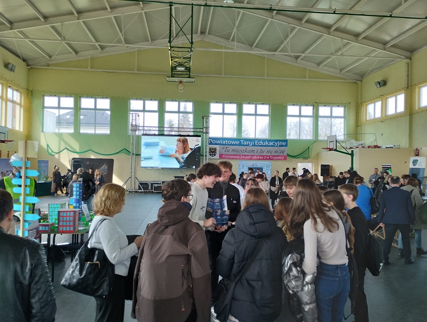240325 3DOL MCK OLES 3 powiatowe targi edukacyjne