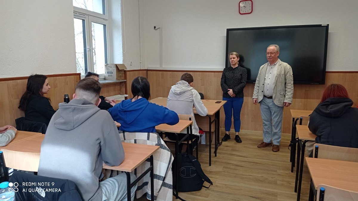 240327 bol4. komisja konkursowa Pani Komendant HP i Dyrektor ZSB