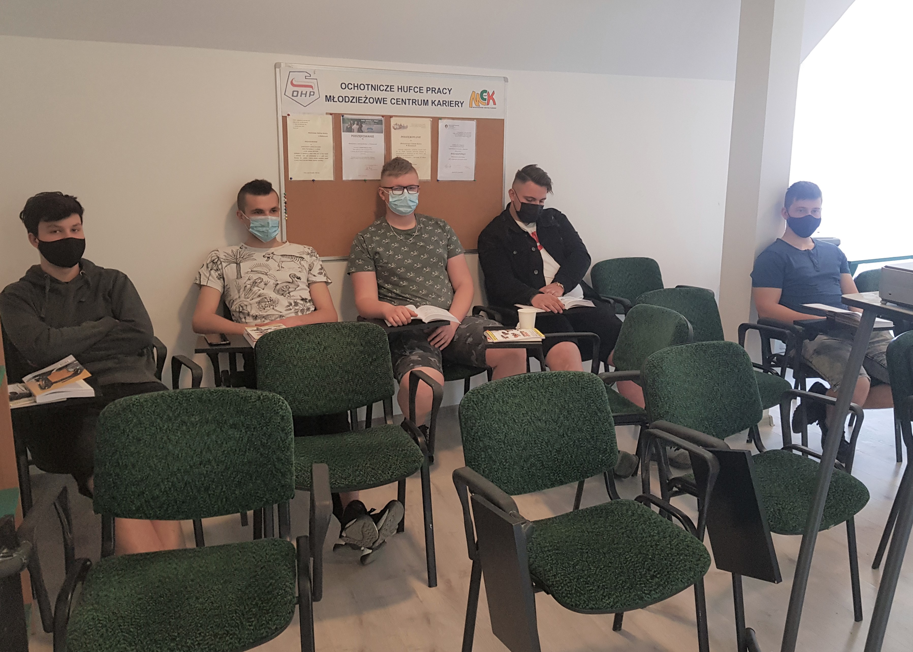 Fot.2. Uczestnicy szkolenia podczas zajęć teoretycznych w Myślenicach