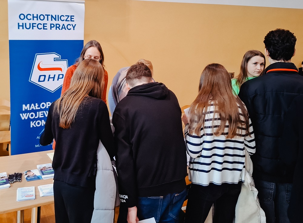 Fot. 3. Poradnictwo podczas Dni Kariery w Kętach 2