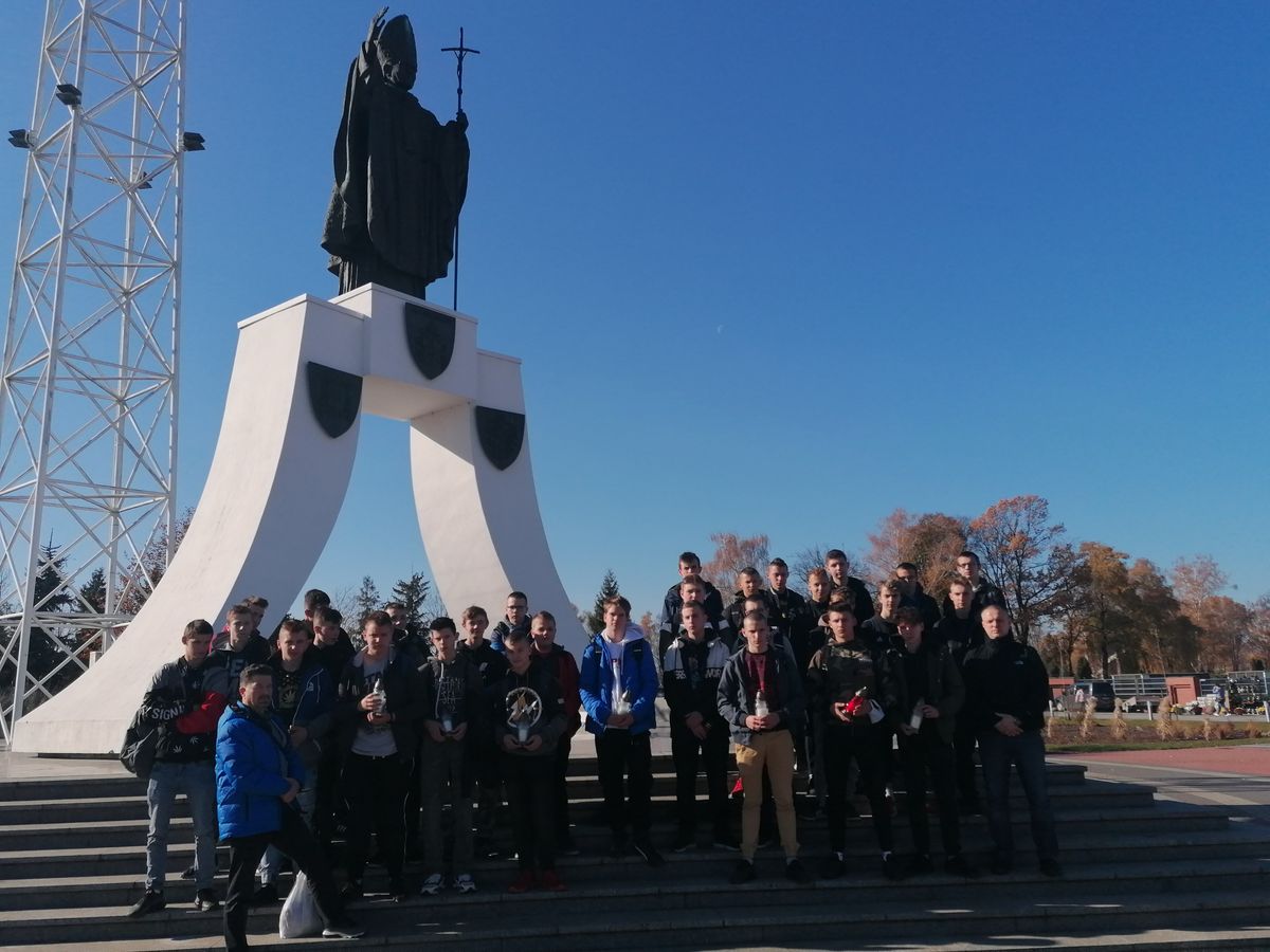 UCZESTNICY 9 9 HP KROSNO PAMIĘTAJĄ O TYCH KTÓRZY ODESZLI 1