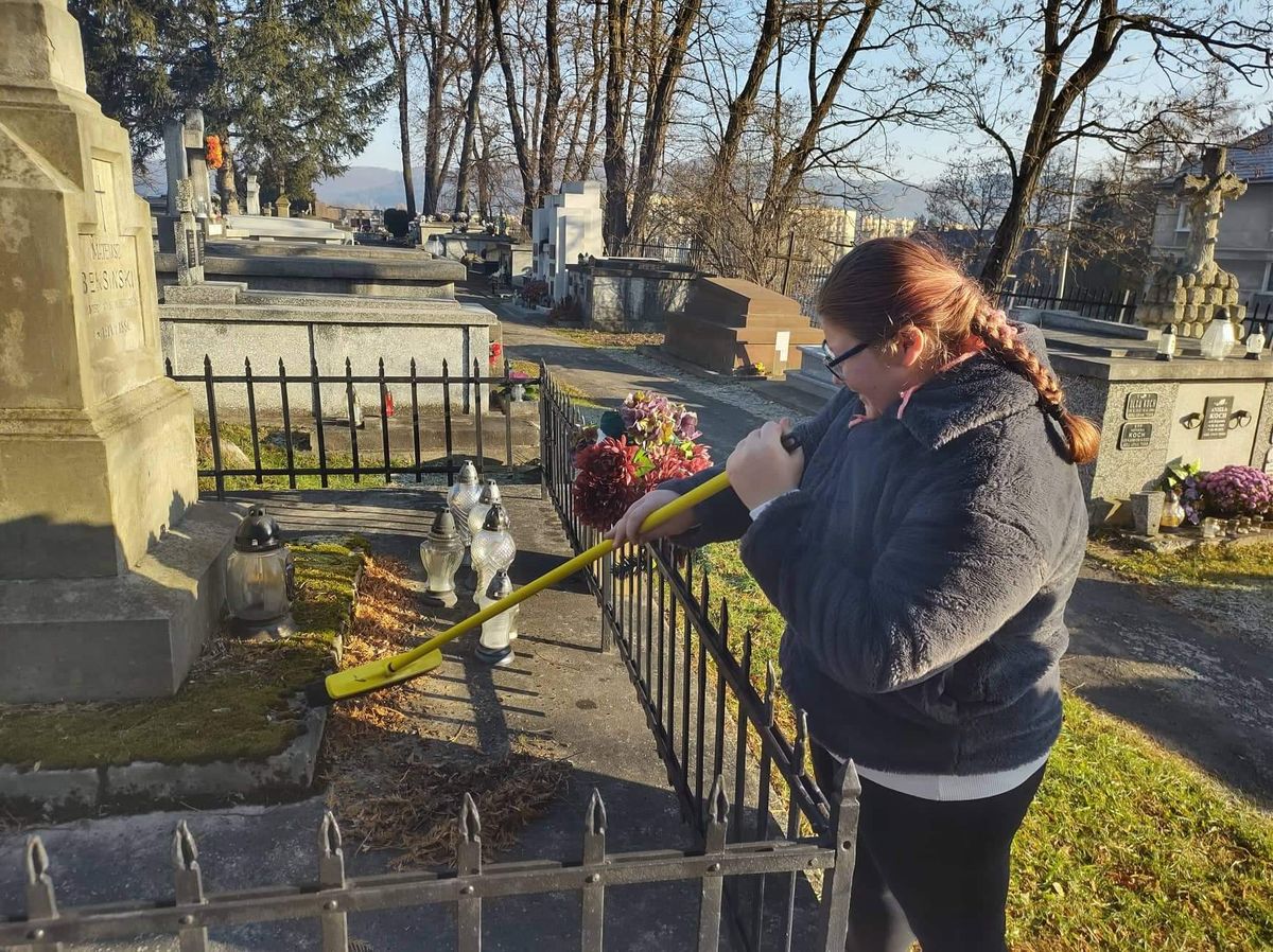 ZNAJDŹ GRÓB ZAPOMNIANY NA SANOCKIM CMENTARZU CENTRALNYM 1
