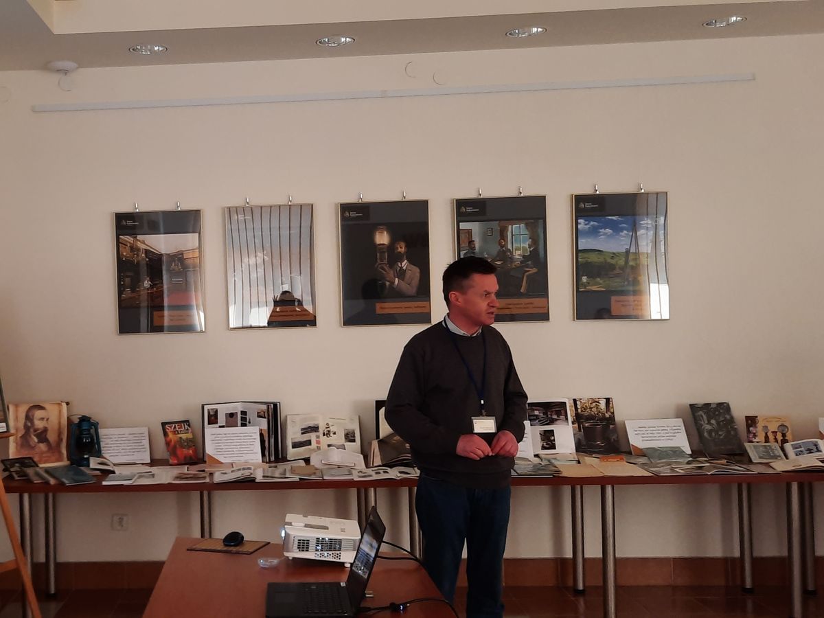 Ignacy Łukasiewicz Polak który rozświetlił mrok fot.2
