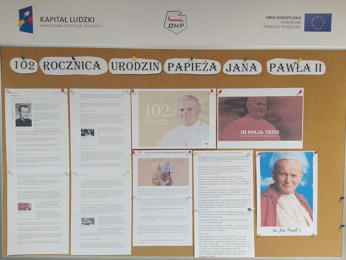 Fot. 3 Rocznica urodzin Jana Pawła II w przemyskim hufcu pracy