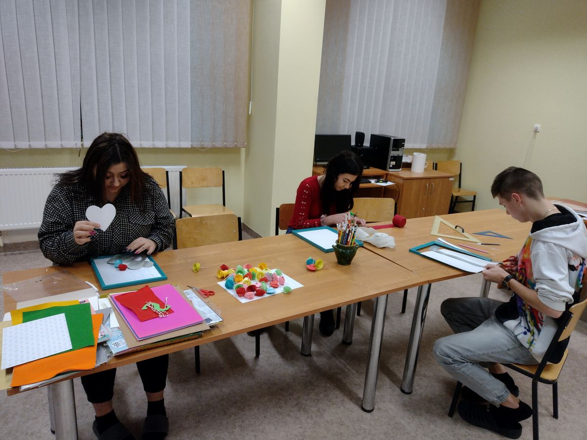 Zdj.2.ZAJĘCIA PLASTYCZNE W OŚRODKU SZKOLENIA I WYCHOWANIA W IWONICZU