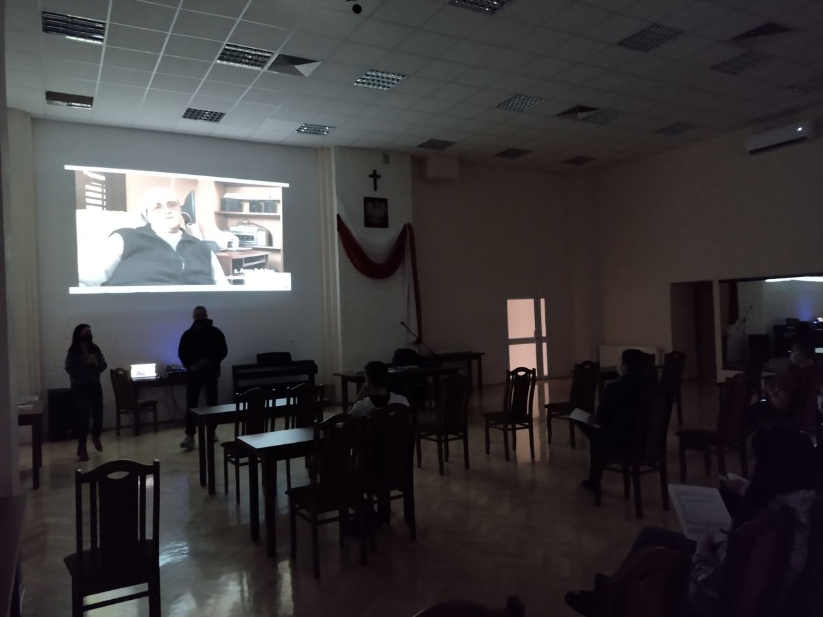 FOT.3 SPOTKANIE Z POŚREDNIKIEM PRACY W OSIW IWONICZ