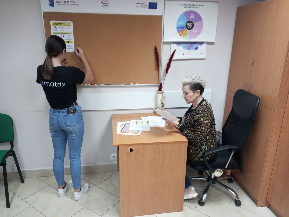 MIĘDZYNARODOWY DZIEŃ BEZ PRZEMOCY W PRZEMYSKIM 9 13 HUFCU PRACY3