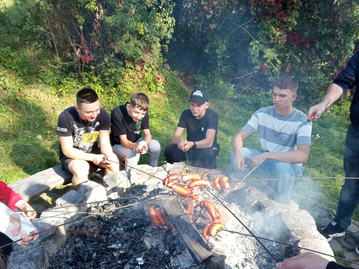 WYCIECZKA INTEGRACYJNA UCZESTNIKÓW PRZEMYSKIEGO 9 13 HUFCA PRACY3