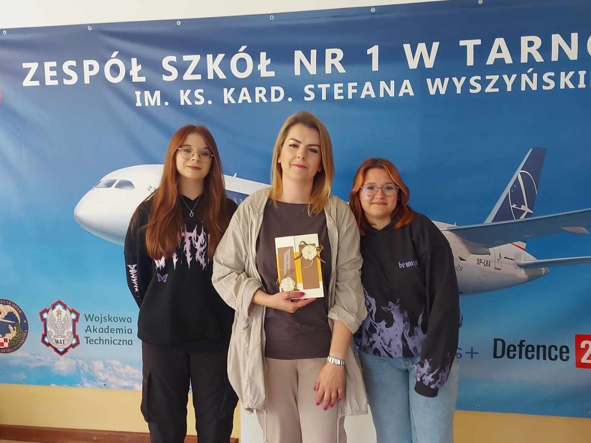 ŚWIĘTO EDUKACJI W TARNOBRZESKIM HUFCU PRACY 2