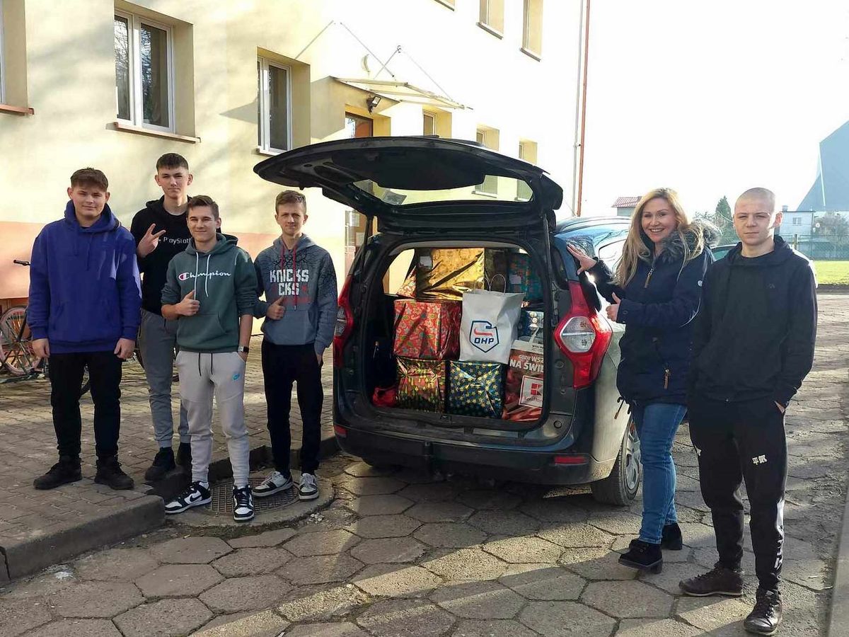 Świąteczne pomaganie 4