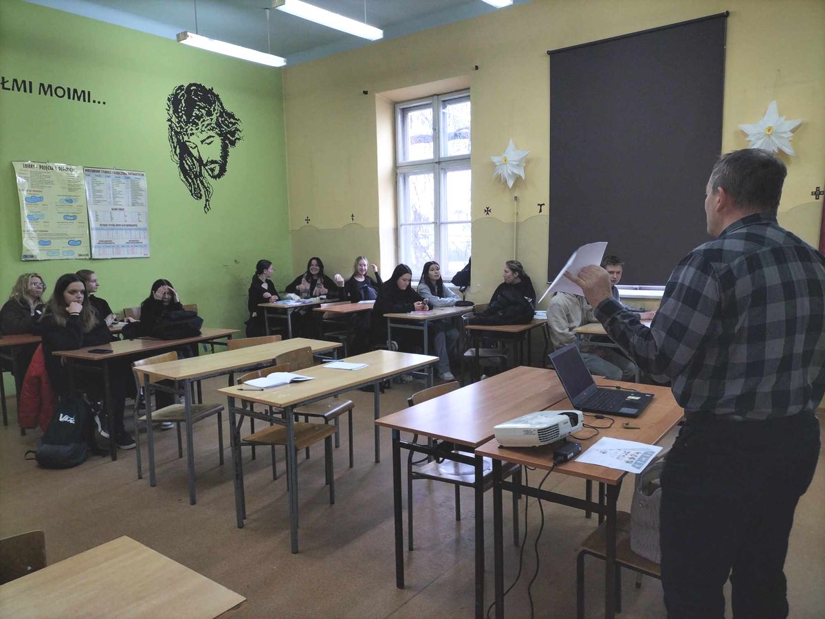 4.BIEG PO ZDROWIE W DĘBICKIM HUFCU