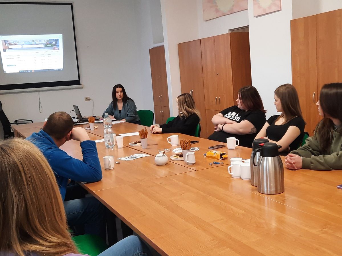 FERIE Z ABOLWENTAMI 9 10 HUFCA PRACY 1